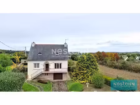 a vendre - yffiniac - maison sur sous-sol  vue dégagée  3 chambres.