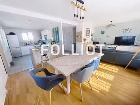 vente maison à fougères (35300) : à vendre / 149m² fougères