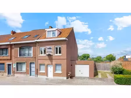 immeuble jumelé dans un emplacement de choix à sint-niklaas