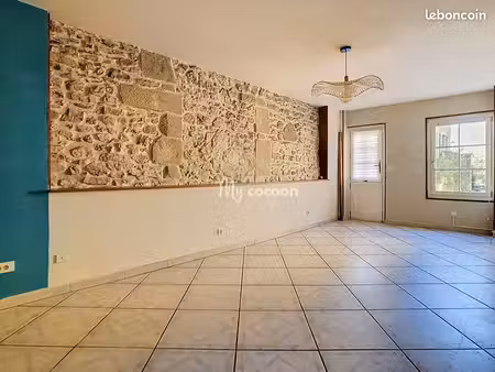 maison de village 4 pièces 95 m²