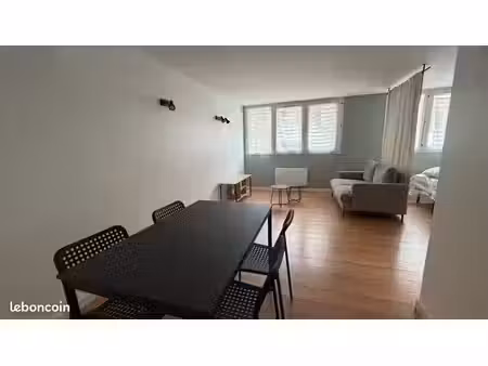 studio meublé 42 m² avec 2 places de parking – fougères