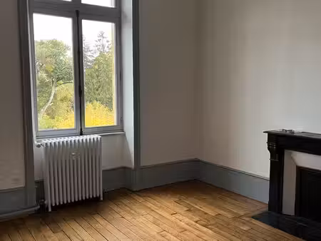 t2 chauffé dans bel immeuble