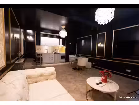 luxueux appartement avec jacuzzi