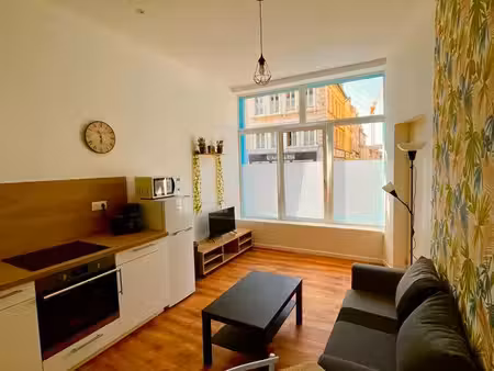 t2 meublé 30 m² – 500 + 50 de charges – rdc