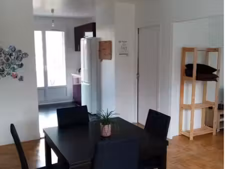 appartement meublé t3 avec balcon 61m2