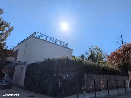 maison t4 meublée – 85 m² – 3 chambres – jardin 200 m² – dpe b – gradignan