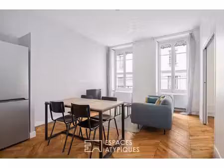 très bel appartement en plein coeur du quartier d'ainay