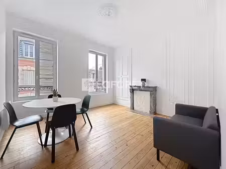 location meublée appartement 3 pièces 52.11 m² à pontoise (95000)  1 350 €