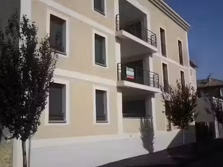 location appartement 2/3 pièces 46.69 m² à orange (84100)  680 €