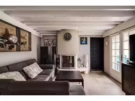 maison avec charpentes apparentes et patio au sud de lille à wattignies - 155 m2 - 449000 