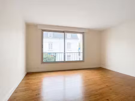 immeuble à vendre à pont rousseau - 8 pièces  208 m²