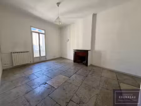 appartement f4 de 84 03 m2 à rénover