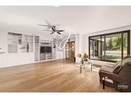 suresnes - coeur de ville – appartement de 111.5 m² - 4 chambres - terrasse de 48 m²