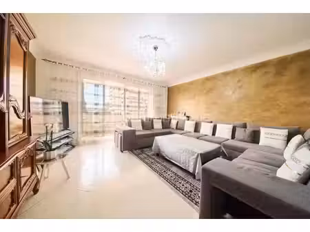 grand t4 de 92 m²  3 chambres  résidence sécurisée  balcon  aucun travaux