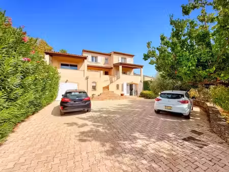 vente maison 7 pièces 202 m² à manosque (04100)  432 000 €
