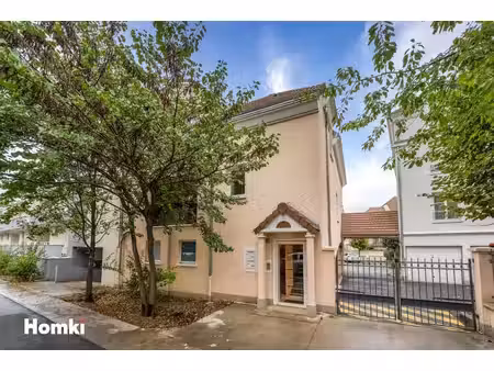 ablon-sur-seine – appartement familial d’exception  à deux pas des bords de seine