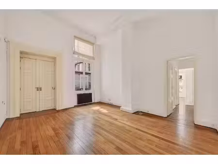 location bureaux paris 75001 196m²