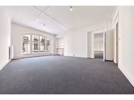 vente bureaux 256m²
