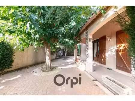 à vendre – maison de plain-pied 4 chambres avec garage et jardin alénya