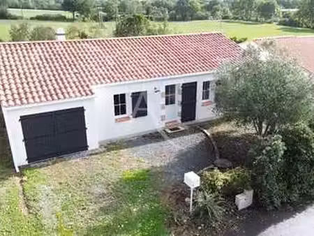 vente maison à palluau (85670) : à vendre / 90m² palluau
