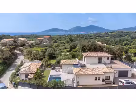 maison de luxe à vendre à porticcio