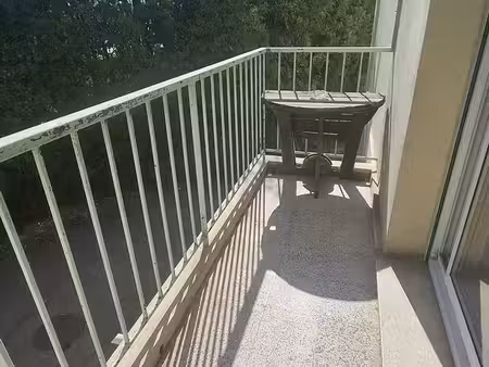 appartement t3 à louer - 3 pièces - 54 60 m2 - juan les pins - 06 - provence-alpes-cote-d-