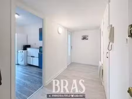 location appartement 3 pièces aux sables-d'olonne (85100) : à louer 3 pièces / 74m² les sa