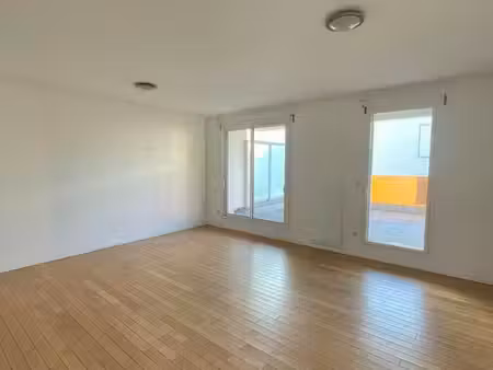 appartement f4 à louer - 4 pièces - 113 m2 - calais - 62 - nord-pas-de-calais