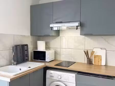 beau studio meublé 22m² refait à neuf