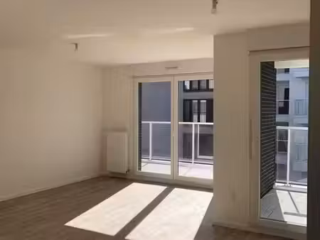 location appartement 2 pièces à romainville