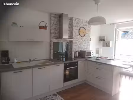 bel appartement rénové et entièrement équipé