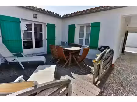 location meublée maison 3 pièces 60.35 m² à la flotte (17630)  1 330 €