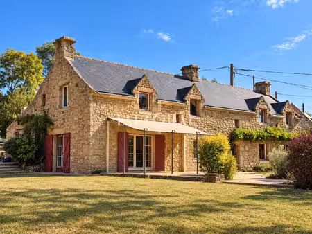 maison de luxe à vendre à ploemel