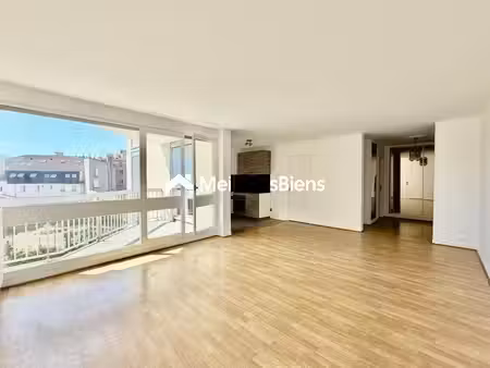 le kremlin-bicêtre 94200 84 m² 3 chambres avec stationnement