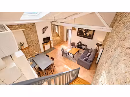 appartement vue cité médiévale