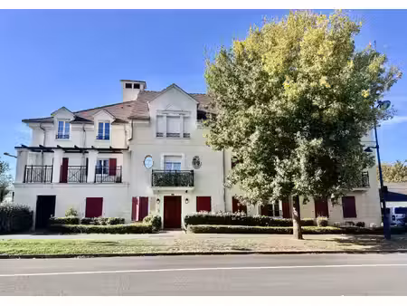 bel appartement t3 en dernier étage dans une résidence de st