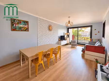 f4 87 89 m² carrez avec cave et deux garages - saint-etienne bergson - ideal famille ou in
