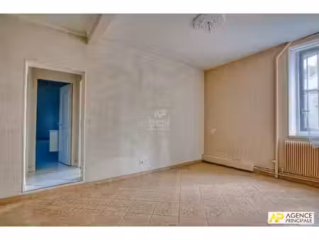 versailles montreuil appartement rez de chaussée 2 pièces 46.9m²