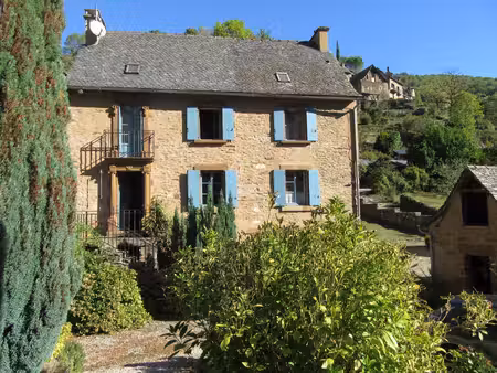 conques - magnifique demeure de caractère avec terrain au pied