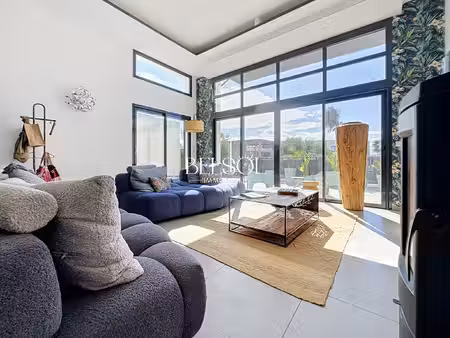villeuneuve de la raho 150m² habitable + 148m² de ss/garage