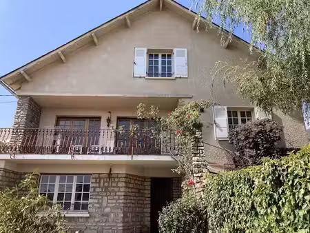 vente maison 7 pièces 170 m² à saint-flour (15100)  195 500 €