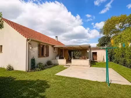 vente maison 5 pièces 93 m² à issoudun (36100)  192 000 €