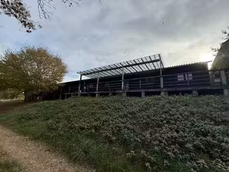 loft de 10 pieces situé dans l'auxois (21)