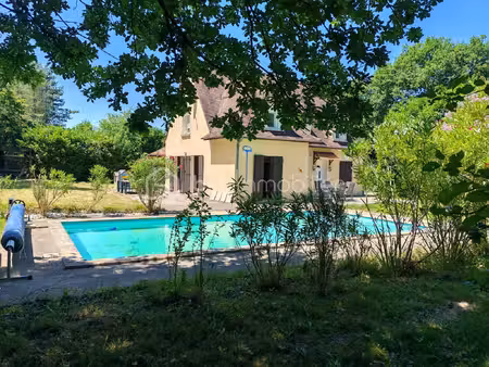 maison de 113 m² à saint-martial-d'artenset