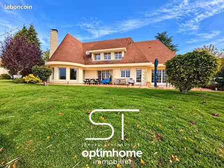 propriété 7 pièces 207 m²