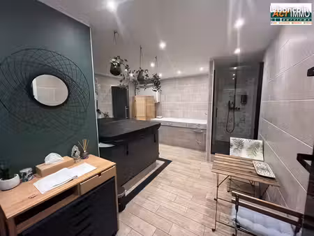 immeuble 180 m² miramas