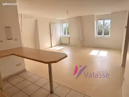 appartement 3 pièces 83 m²