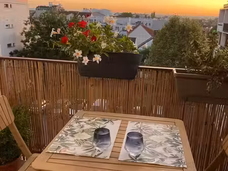magnifique t2 meublé à louer - 5min du tram t2