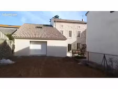 maison 6 pieces 235m2