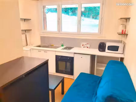 studette 11m2 ville d'avray château